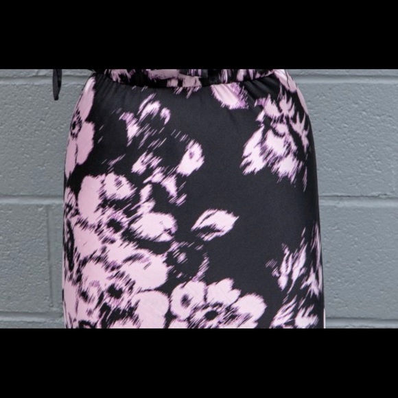 Tuleh Silk Dress - Picture 3 of 8